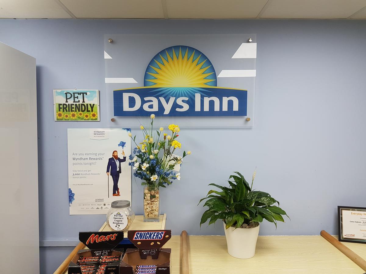 Days Inn Sutton Scotney North Exteriör bild